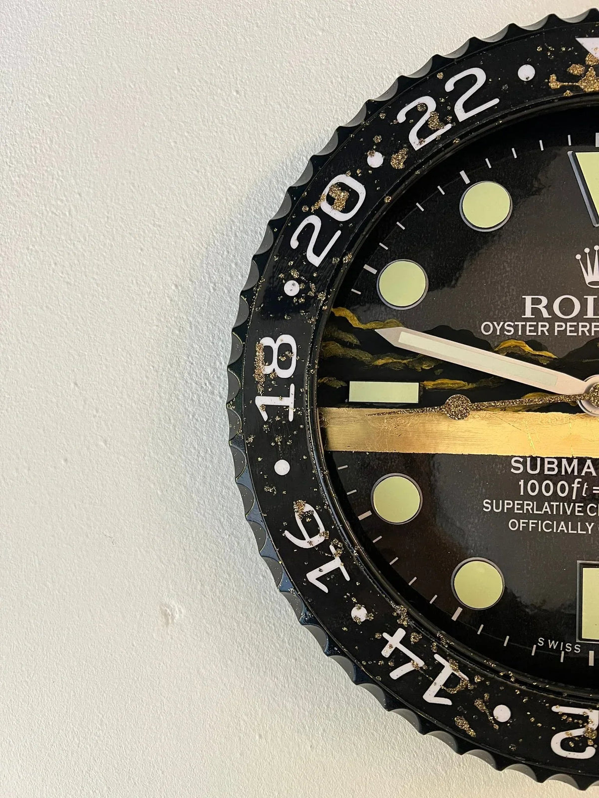 Orologio Deep Black Custom da Parete - Moon24