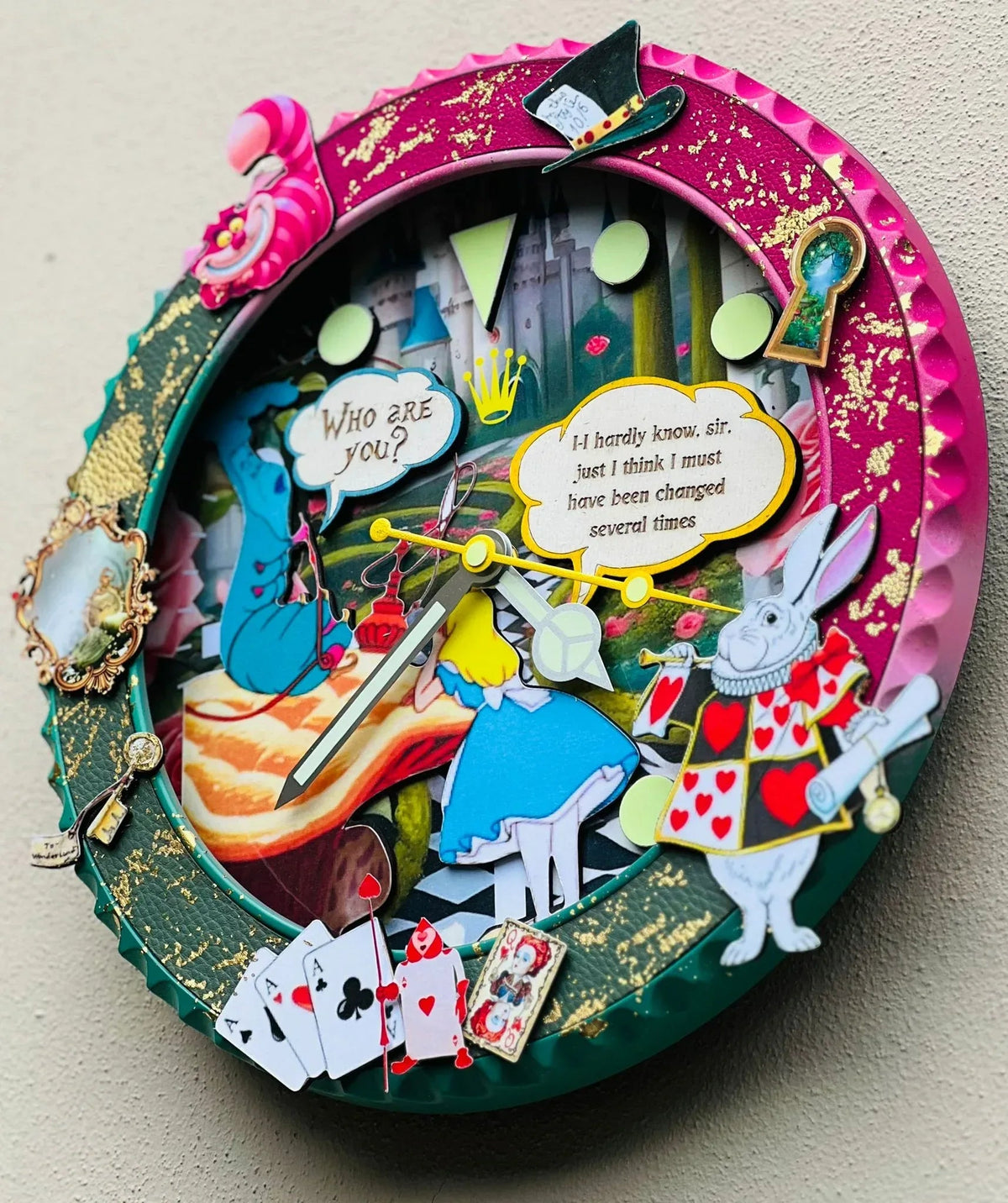 Orologio “Wonderland Edition” Custom da Parete - Moon24