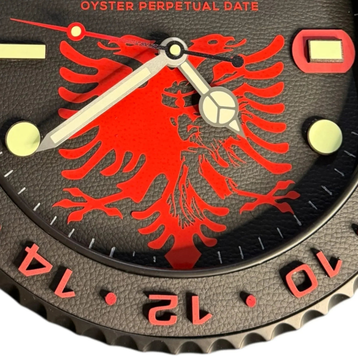 Orologio “Albanian Royal Time" custom da Parete - Moon24
