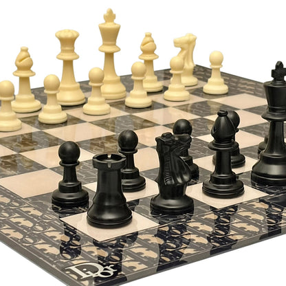 Dior Chess Set – Scacchiera Pop Art Luxury GF Exclusives