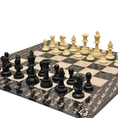 Dior Chess Set – Scacchiera Pop Art Luxury GF Exclusives