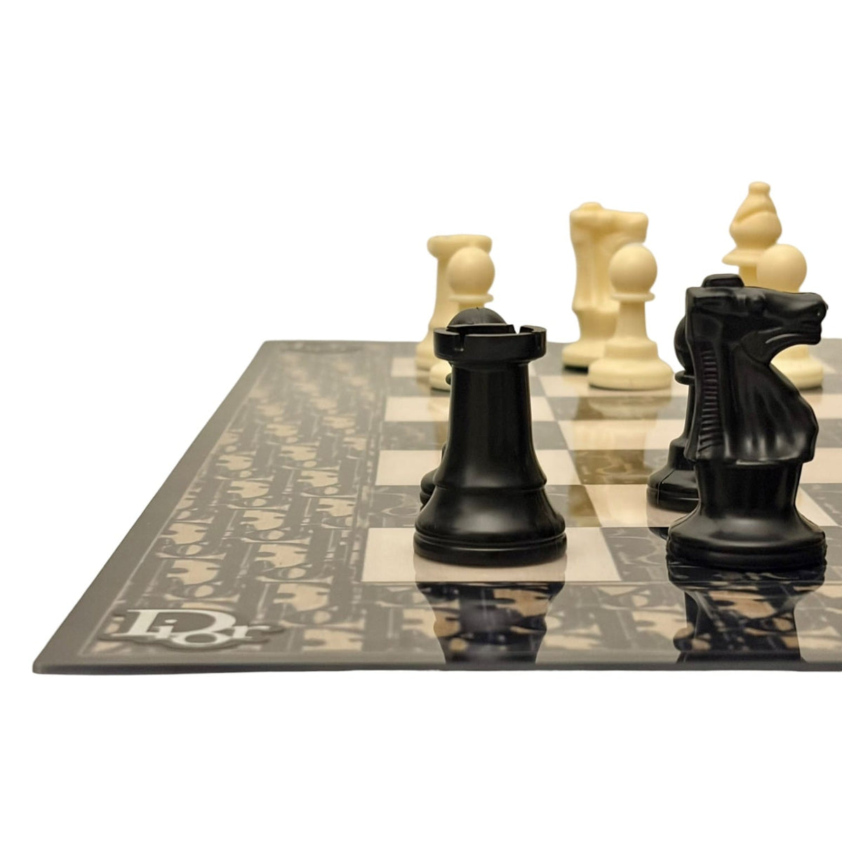 Dior Chess Set – Scacchiera Pop Art Luxury GF Exclusives