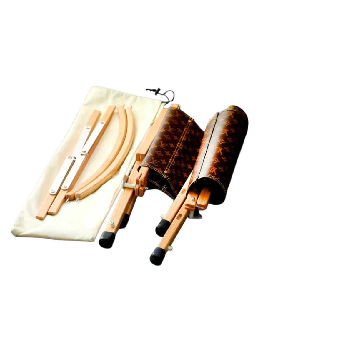 Poltrona Pieghevole Custom Luxury Ispirata a Louis Vuitton – Tabacco