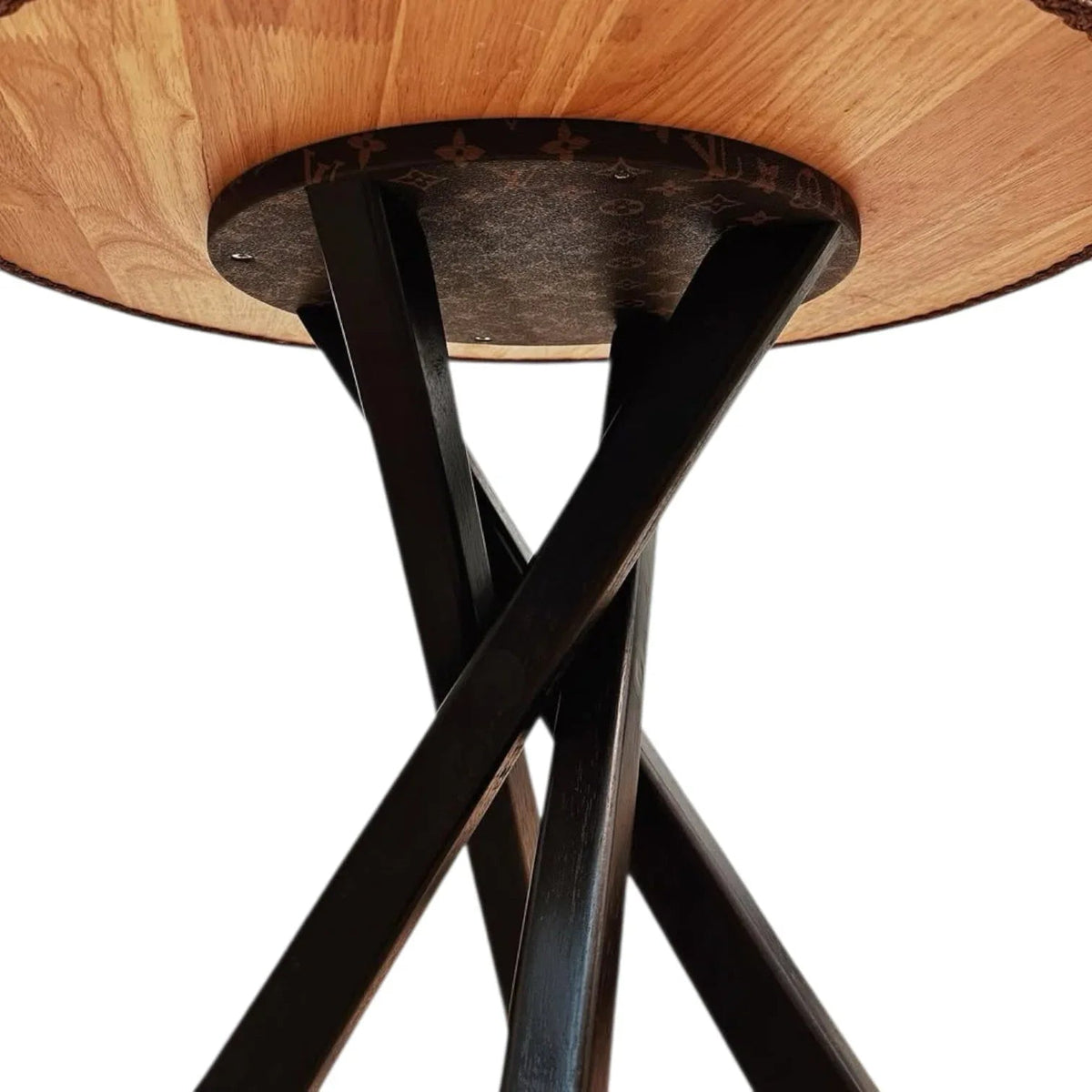 Set Arredo Custom Luxury Ispirato a Louis Vuitton | Tavolo Rotondo + 2 Sedie