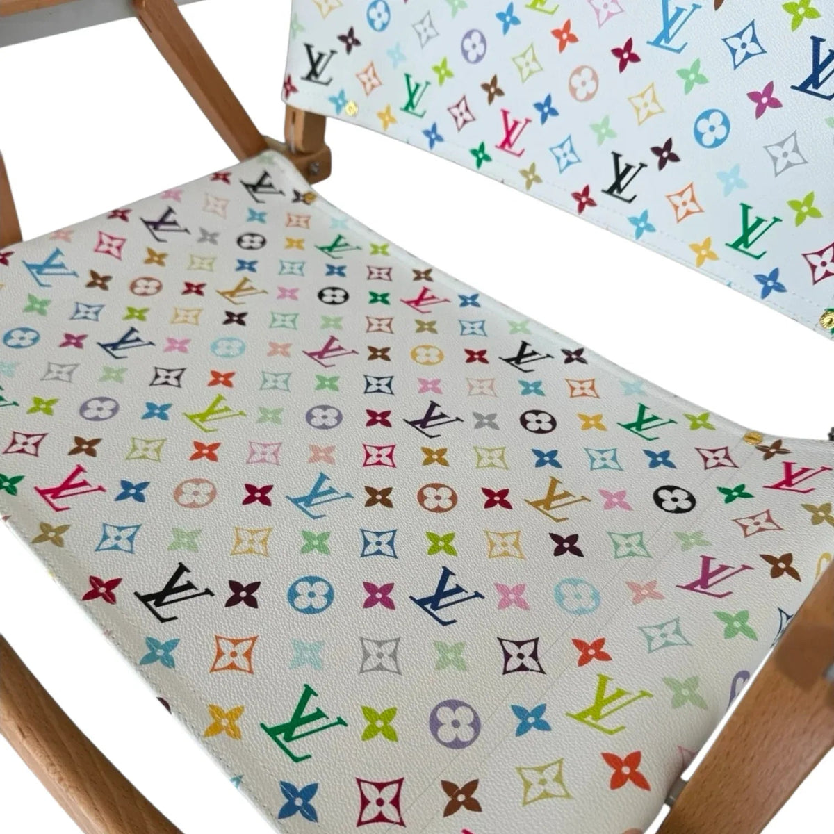 Poltrona Pieghevole Custom Luxury Ispirata a Louis Vuitton – Multicolor