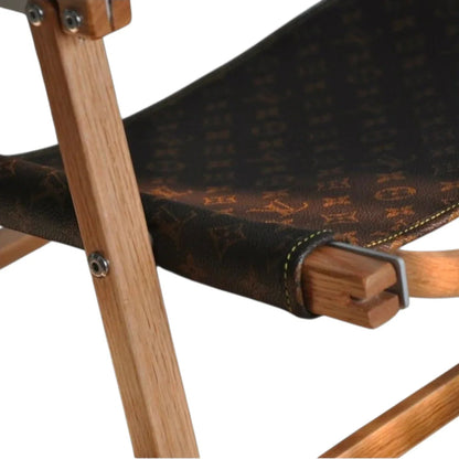 Poltrona Pieghevole Custom Luxury Ispirata a Louis Vuitton – Tabacco